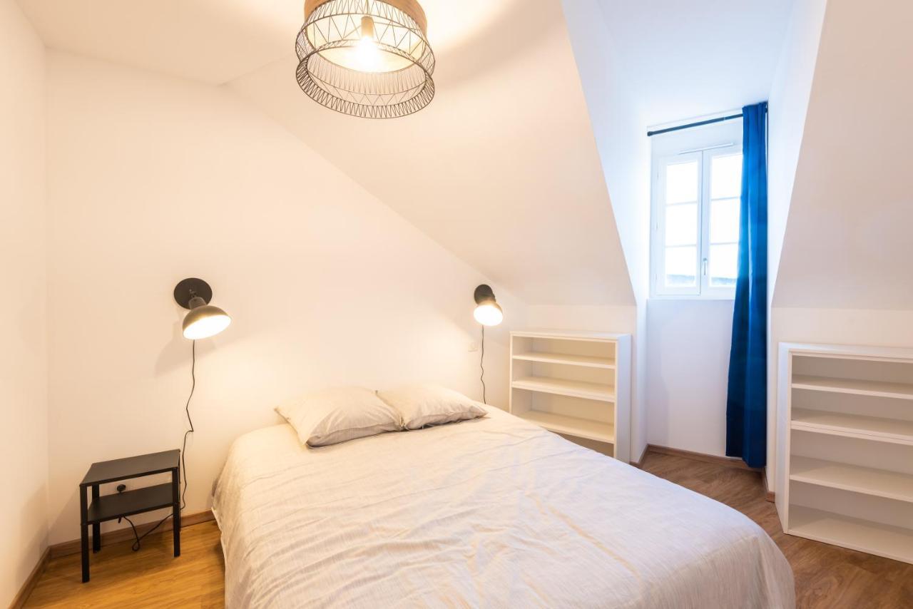 Appartement Coeur De Ville - Au Calme - Wifi - Four, Lave-Seche Linge โป ภายนอก รูปภาพ